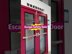 deur van de schoonkamer